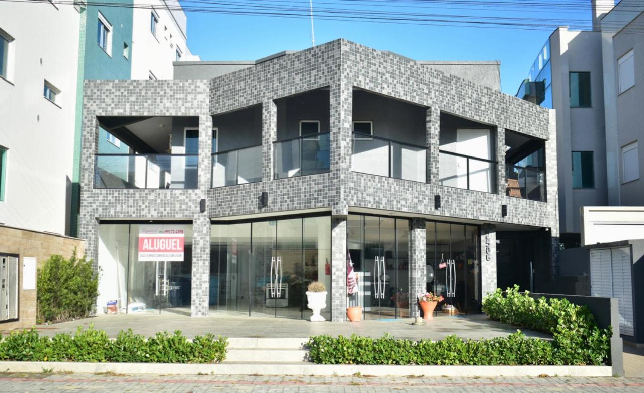 Residencial Melfi 3 Ap.1 Frente Lejlighed Bombinhas Eksteriør billede