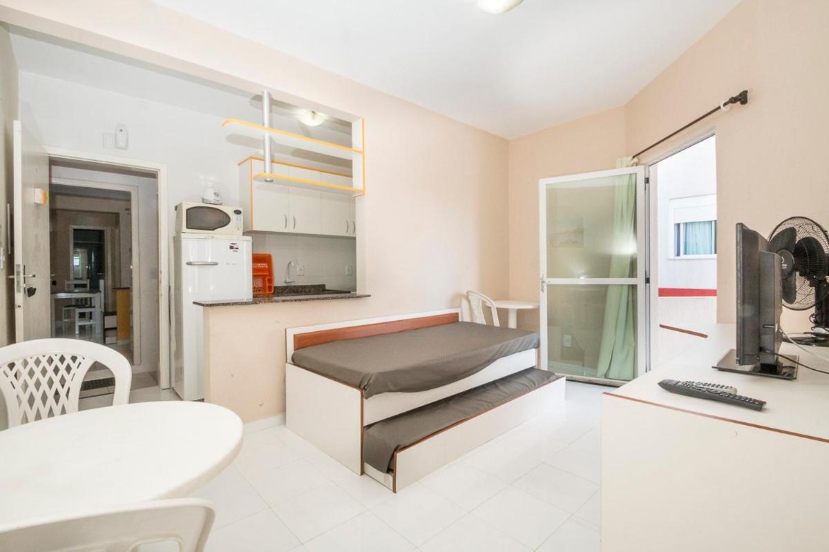 Residencial Melfi 3 Ap.1 Frente Lejlighed Bombinhas Eksteriør billede