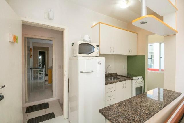 Residencial Melfi 3 Ap.1 Frente Lejlighed Bombinhas Eksteriør billede